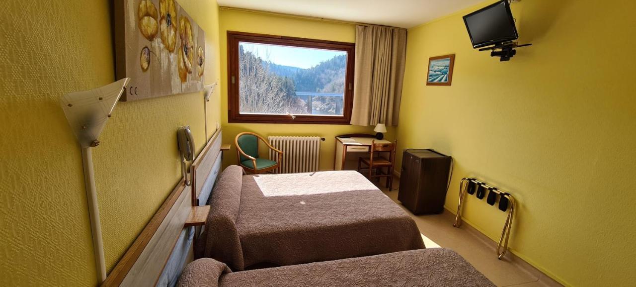 Garabit Hotel Anglards de Saint Flour ภายนอก รูปภาพ
