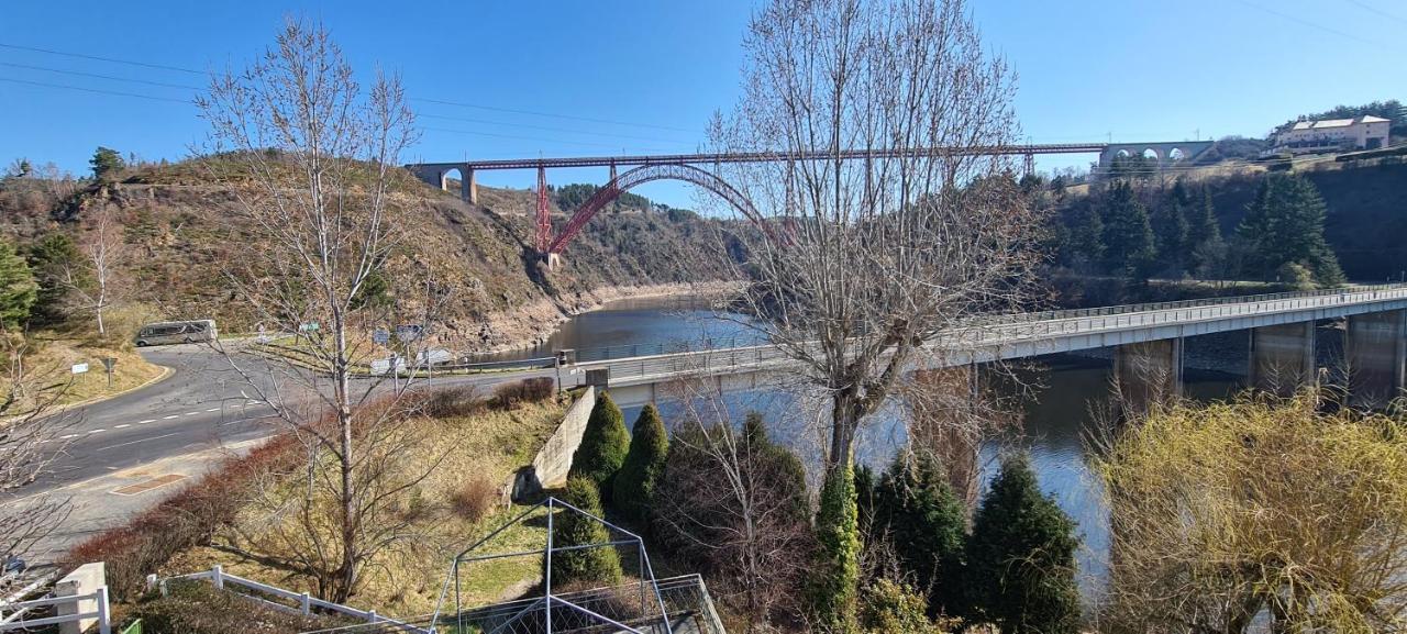 Garabit Hotel Anglards de Saint Flour ภายนอก รูปภาพ