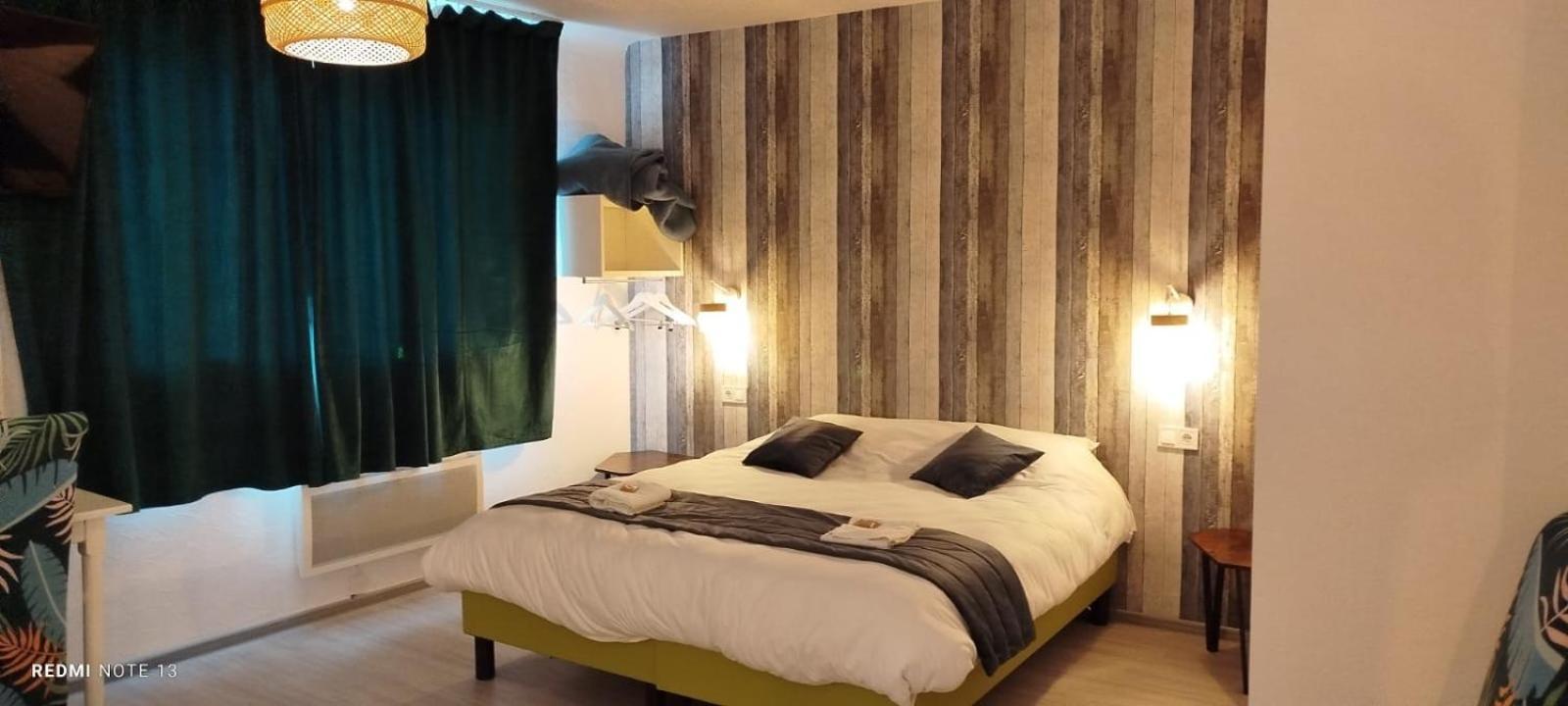 Garabit Hotel Anglards de Saint Flour ภายนอก รูปภาพ