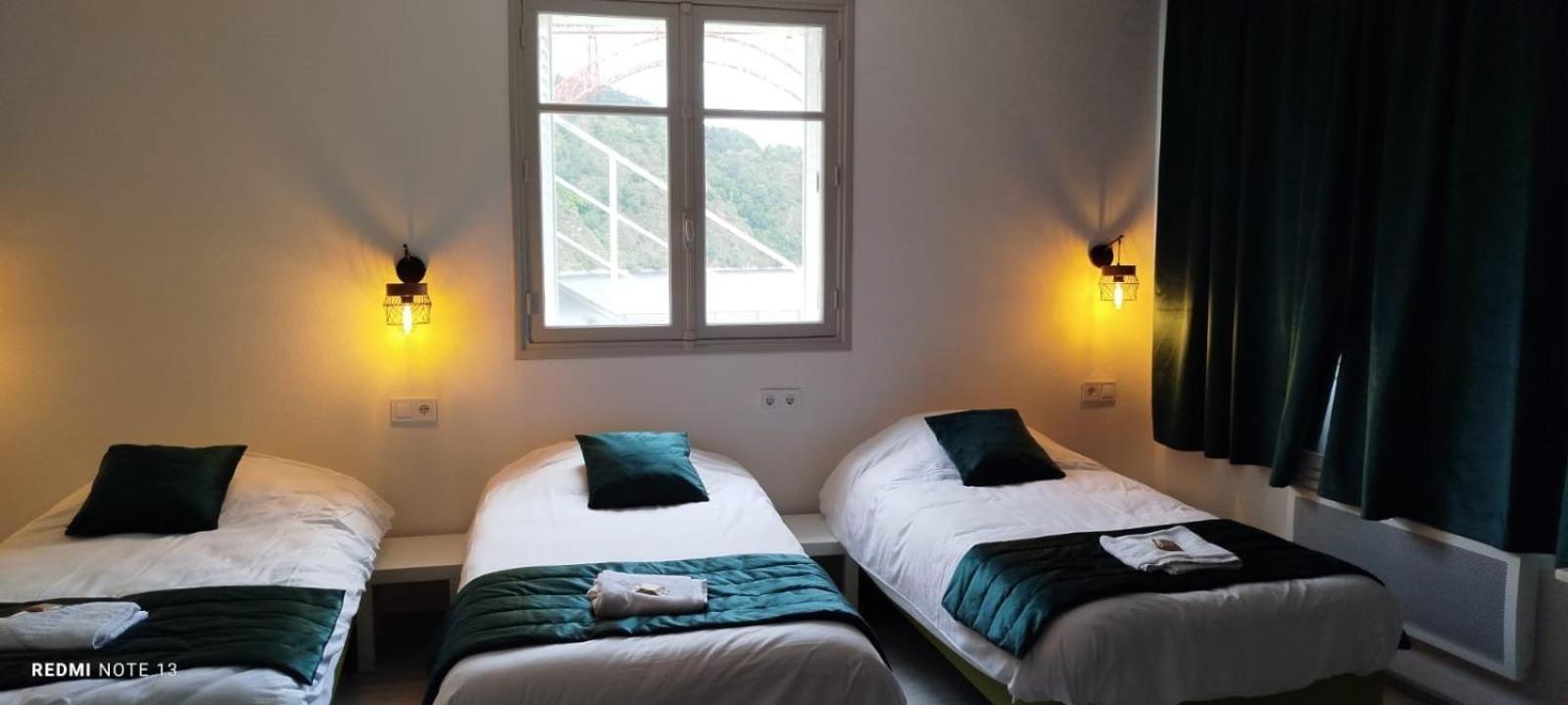 Garabit Hotel Anglards de Saint Flour ภายนอก รูปภาพ